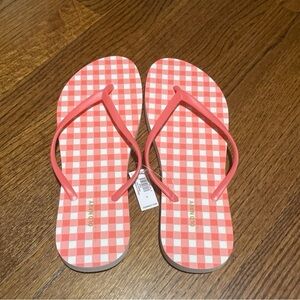 NWT pink/coral plaid Old Navy Flip Flops women’s size 9